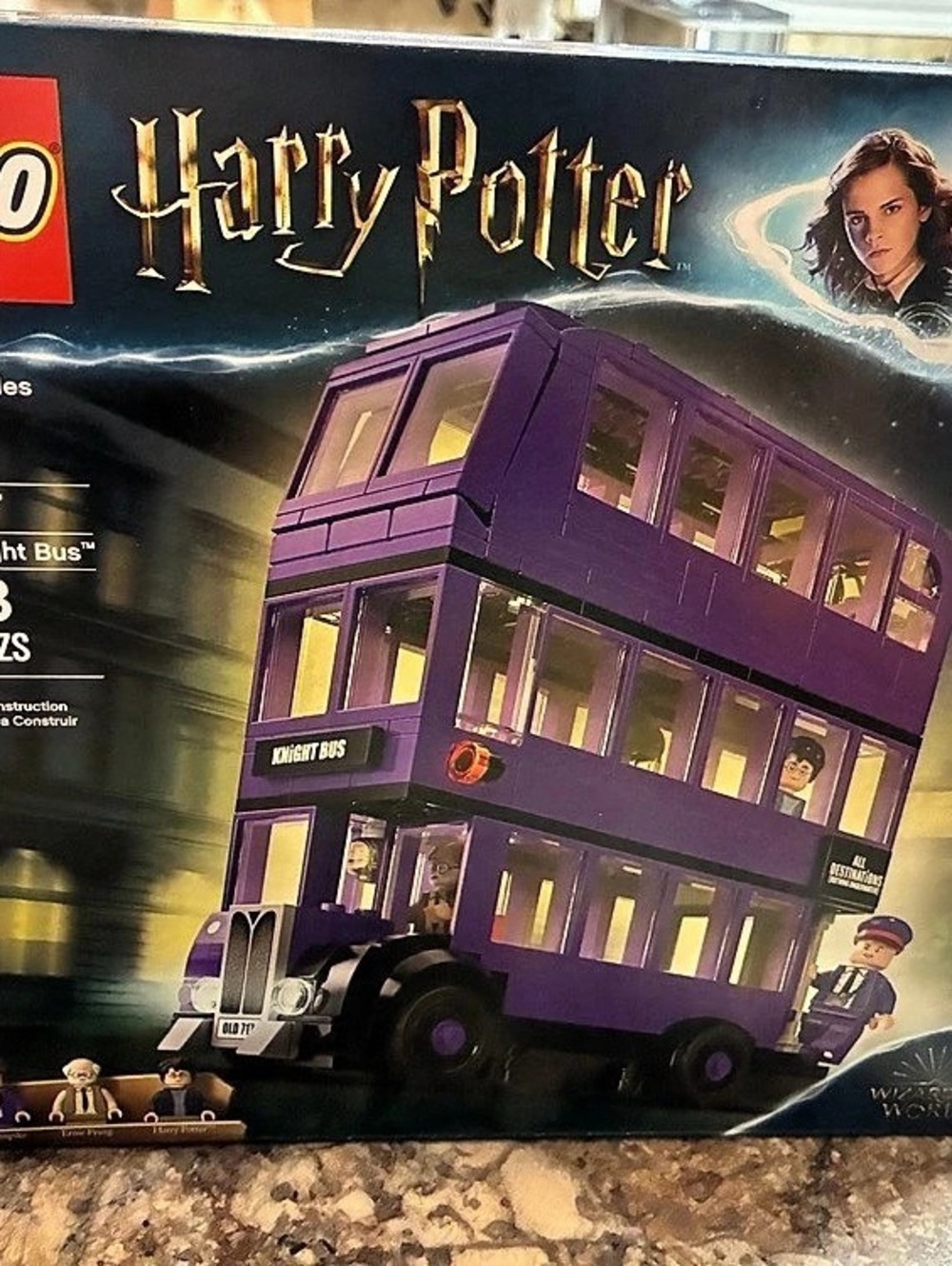 LEGO The Knight Bus Set 75957 403 Pieces